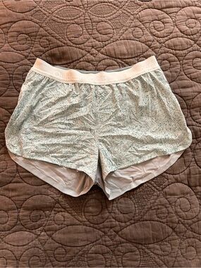 Women’s Outdoor Voices Relay Shorts Mint Green/Blue